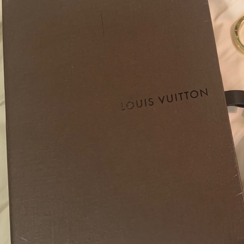 LV small box